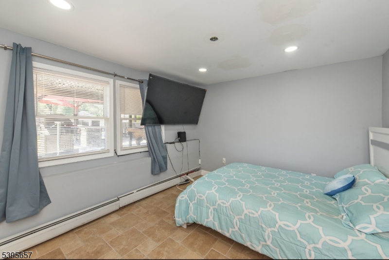 109 Mount Arlington Blvd Property Photo 24