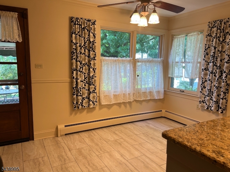 106 Liggett Blvd Property Photo 6