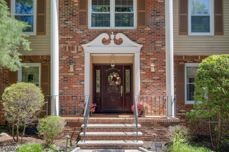 10 Moonshadow Ct Property Photo 7