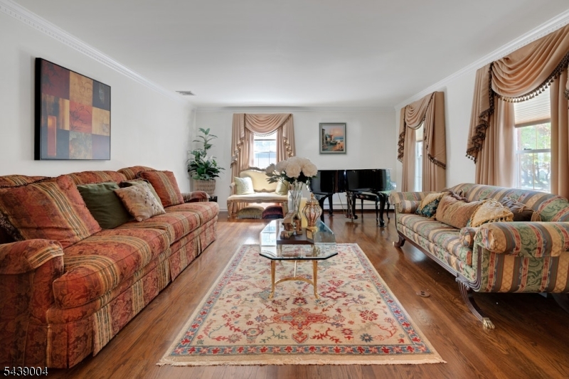 10 Moonshadow Ct Property Photo 21