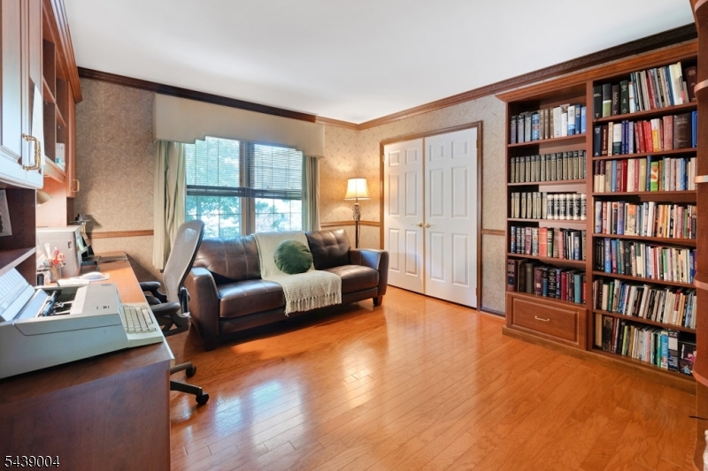 10 Moonshadow Ct Property Photo 31