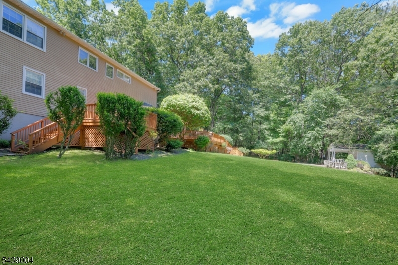 10 Moonshadow Ct Property Photo 40
