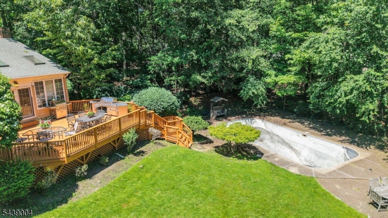 10 Moonshadow Ct Property Photo 42