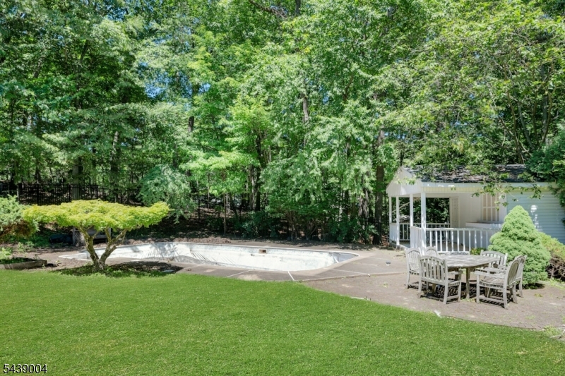 10 Moonshadow Ct Property Photo 44