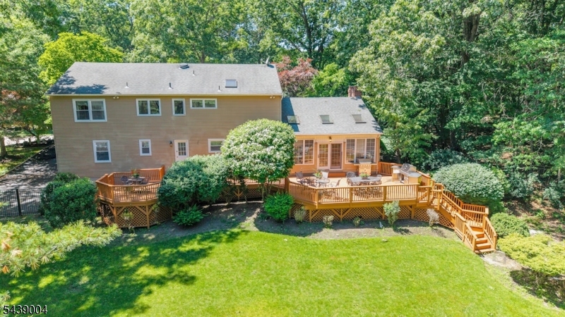 10 Moonshadow Ct Property Photo 46