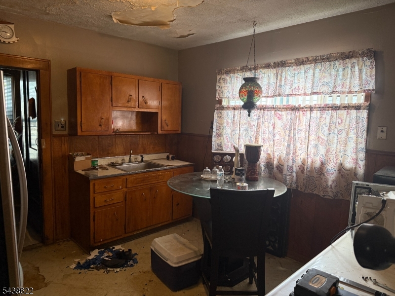 346 Union Ave Property Photo 8