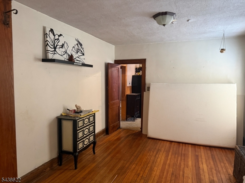 346 Union Ave Property Photo 9