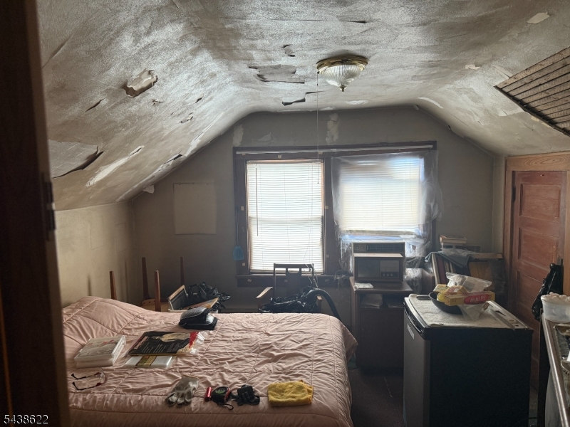 346 Union Ave Property Photo 17