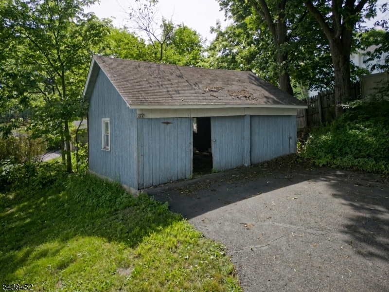 56 W Main St Property Photo 44