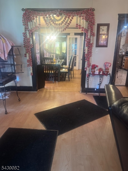 14 Helen Pl Property Photo 6