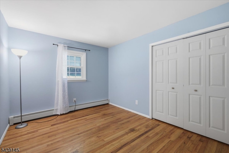 261 Eyland Ave Property Photo 14