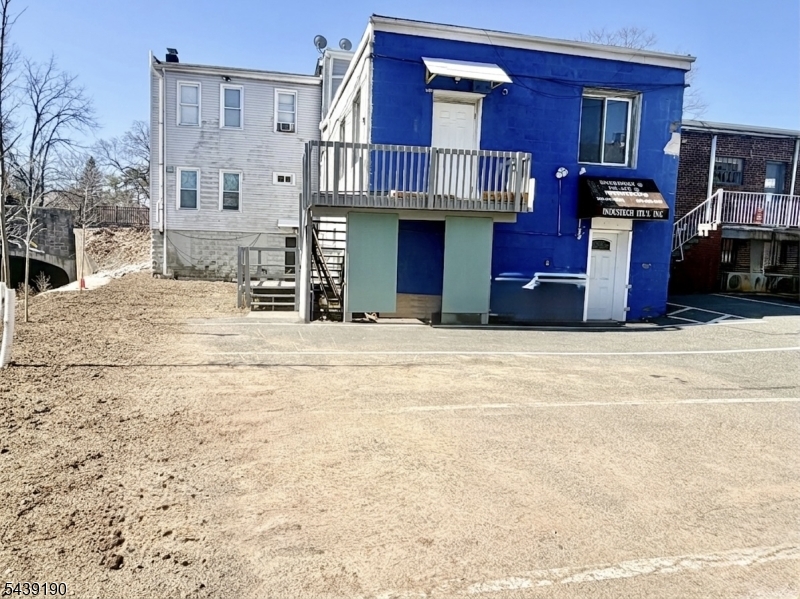 522 Bloomfield Ave Property Photo 33