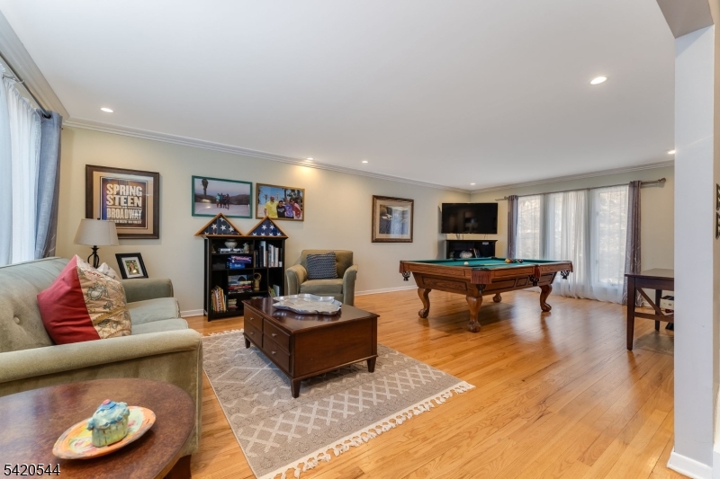 828 Star View Way Property Photo 13