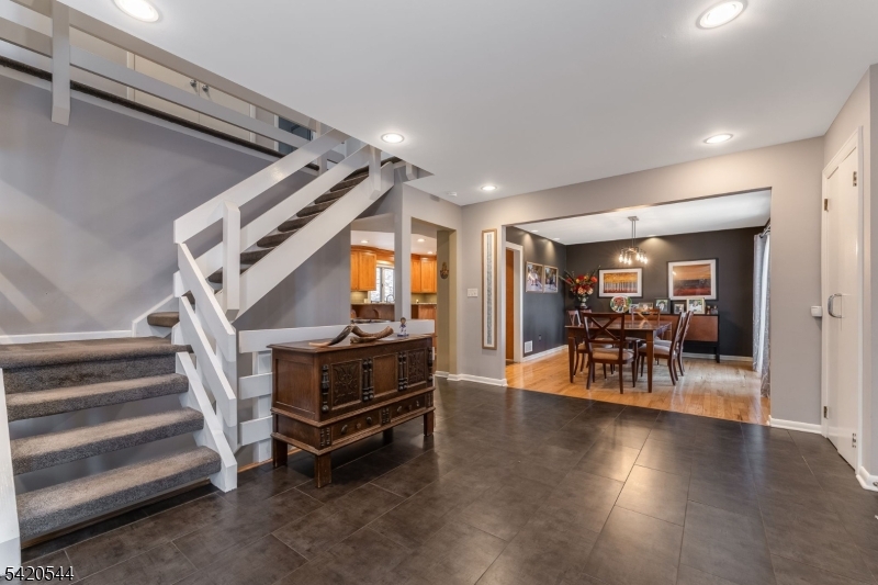 828 Star View Way Property Photo 15
