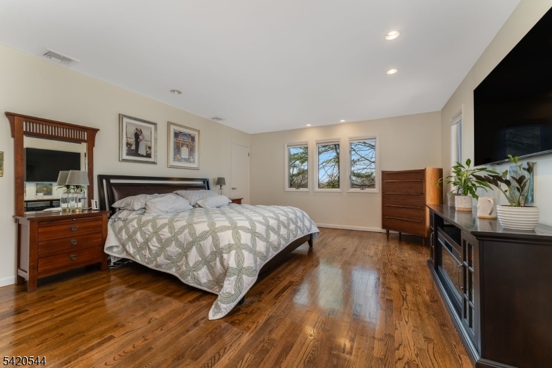 828 Star View Way Property Photo 17