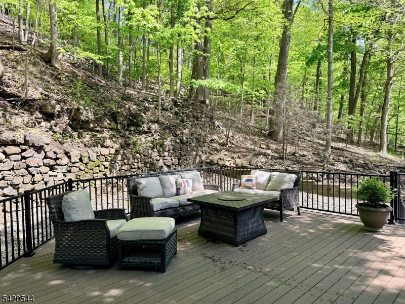 828 Star View Way Property Photo 35