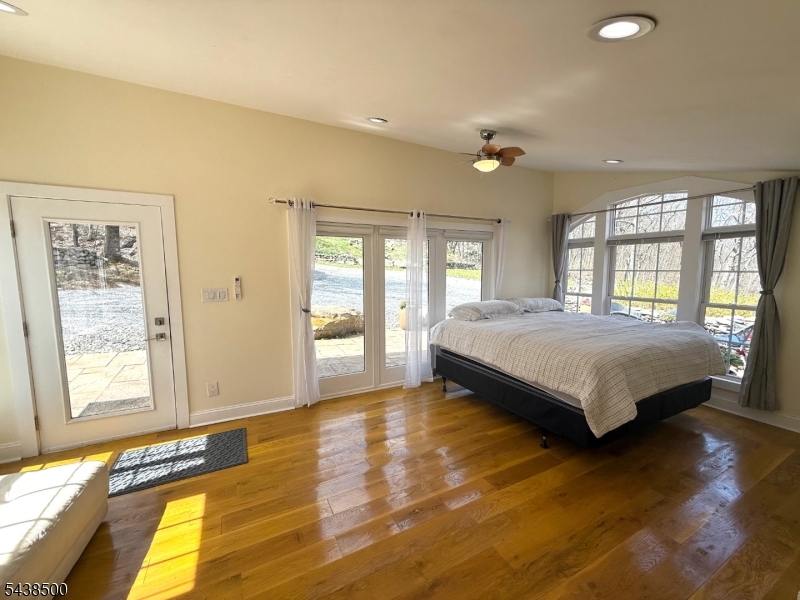 20 Upper Mountain Rd Property Photo 14