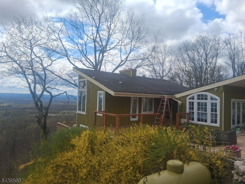 20 Upper Mountain Rd Property Photo 34