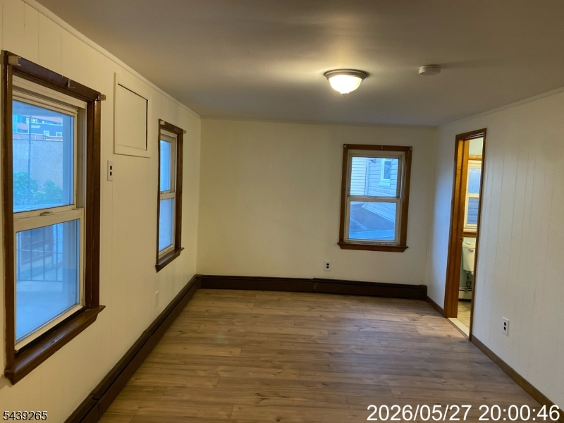 217 Walnut St 2 Property Photo 4