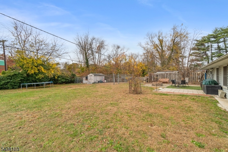 10 Bently Ln Property Photo 12