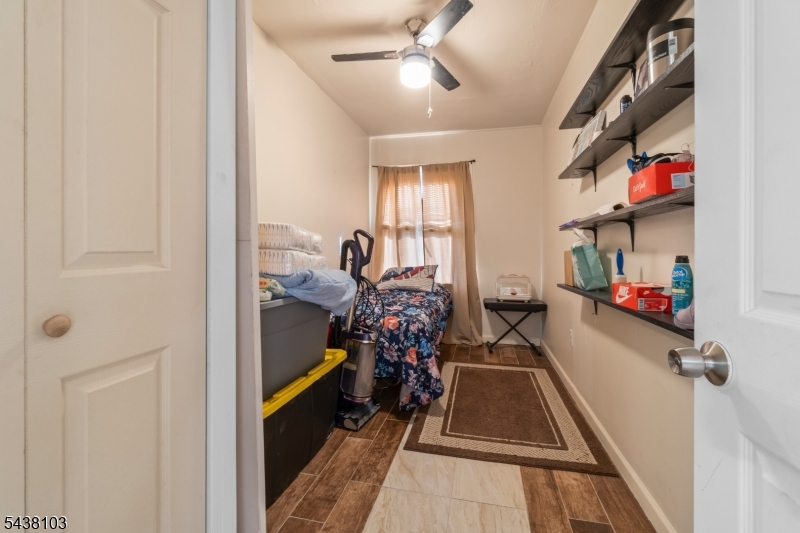 10 Bently Ln Property Photo 23