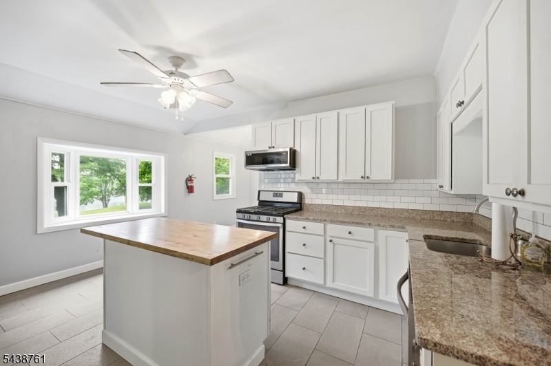 312 Lakeview Dr Property Photo 11