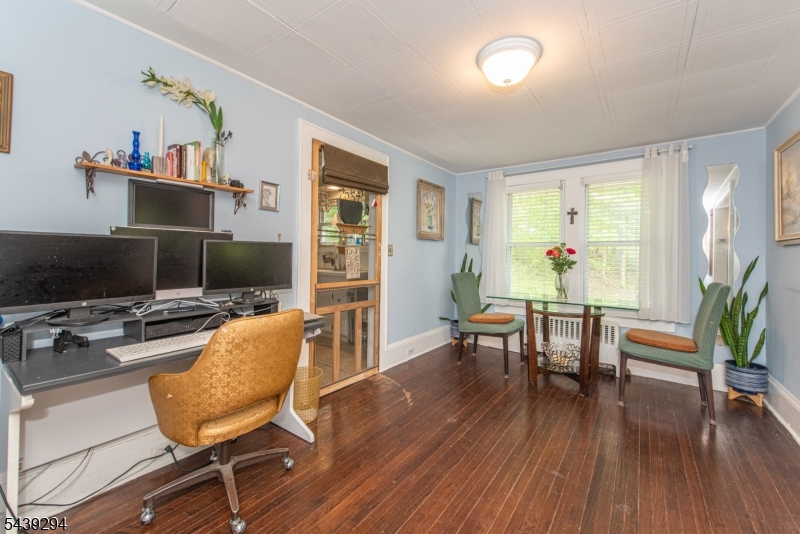 133 Woodside Ave Property Photo 9