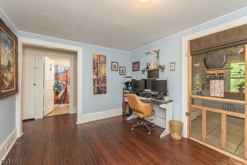 133 Woodside Ave Property Photo 10