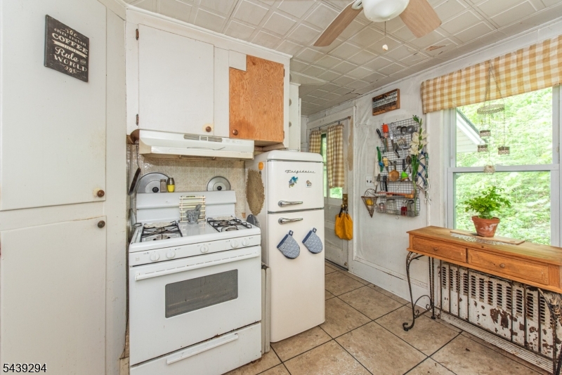 133 Woodside Ave Property Photo 16