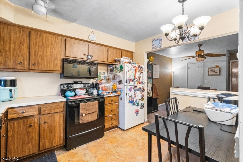 468 Liberty St, Unit 101 101 Property Photo 8