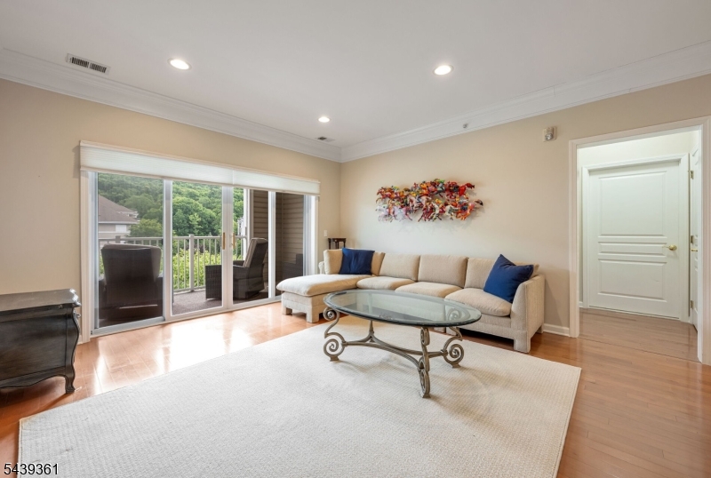 6318 Warrens Way 318 Property Photo 5