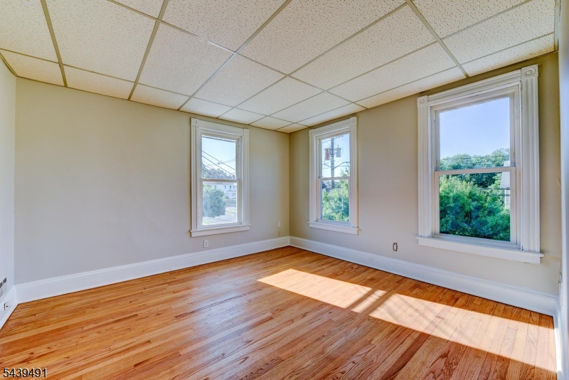 185 W Cliff St Property Photo 30