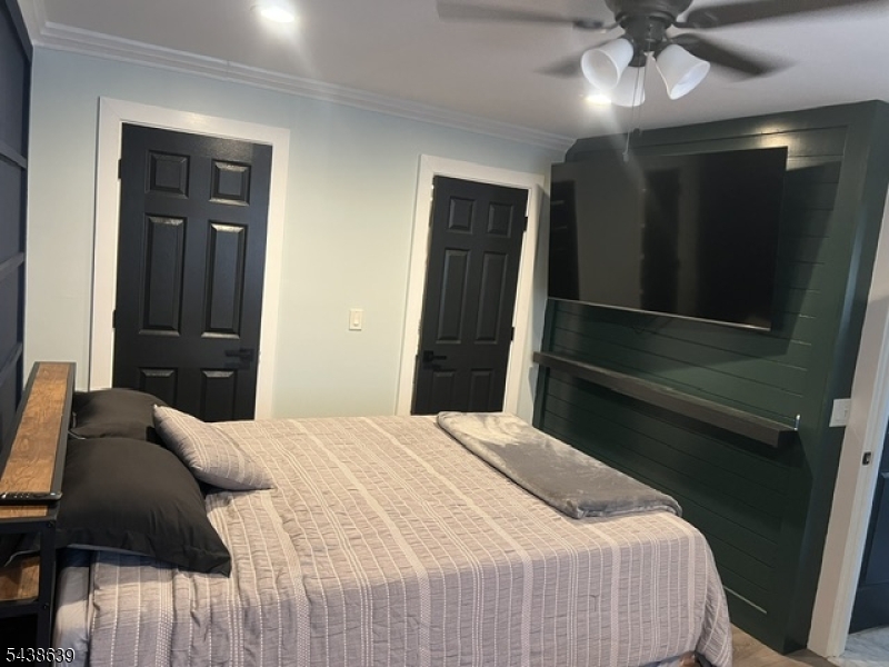 159 Franklin St 20 Property Photo 5