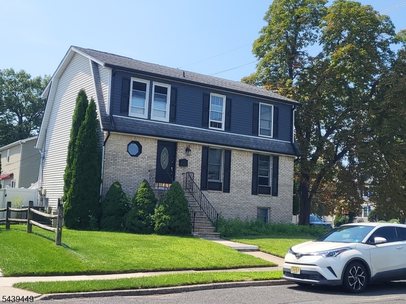 997 Broad St Property Photo 1