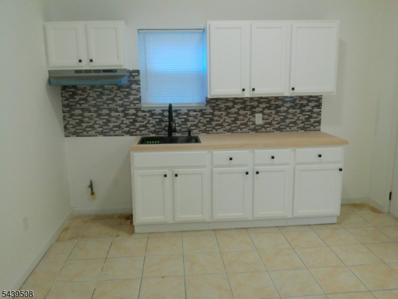 523 Franklin St Property Photo 6