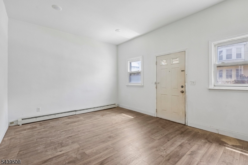 523 Franklin St Property Photo 20