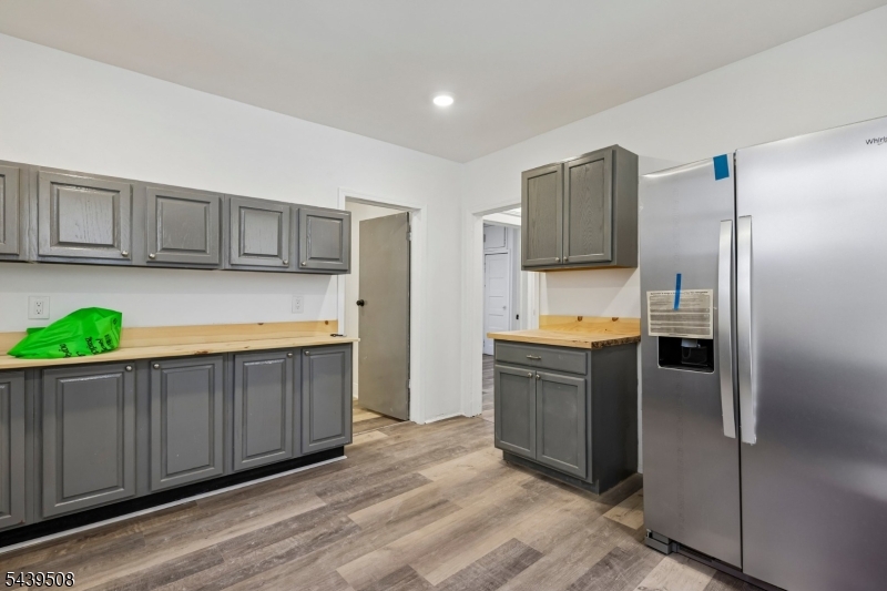 523 Franklin St Property Photo 28