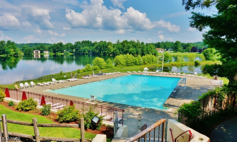 Lake Shore Property Photo 3