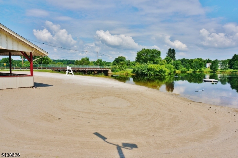 Lake Shore Property Photo 8
