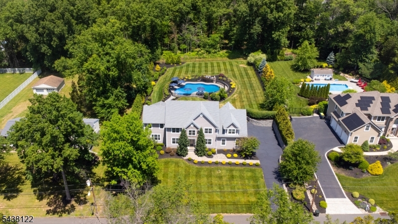 24 Claire Dr Property Photo 6