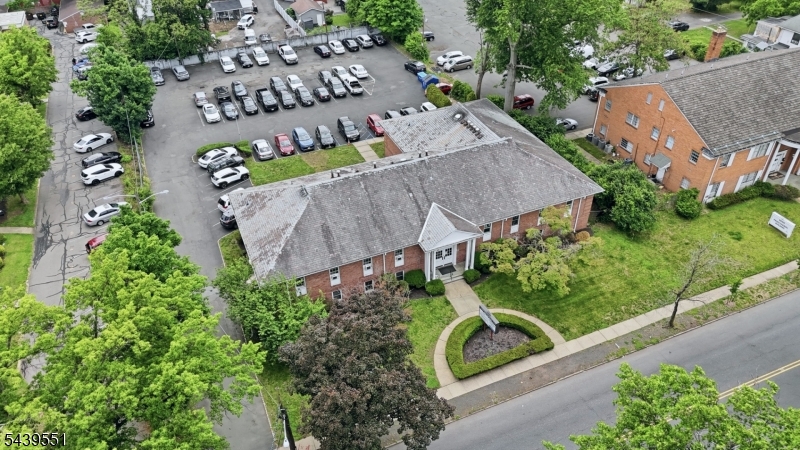1024 Park Ave Property Photo 10