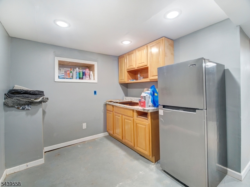 271 Washington St Property Photo 25