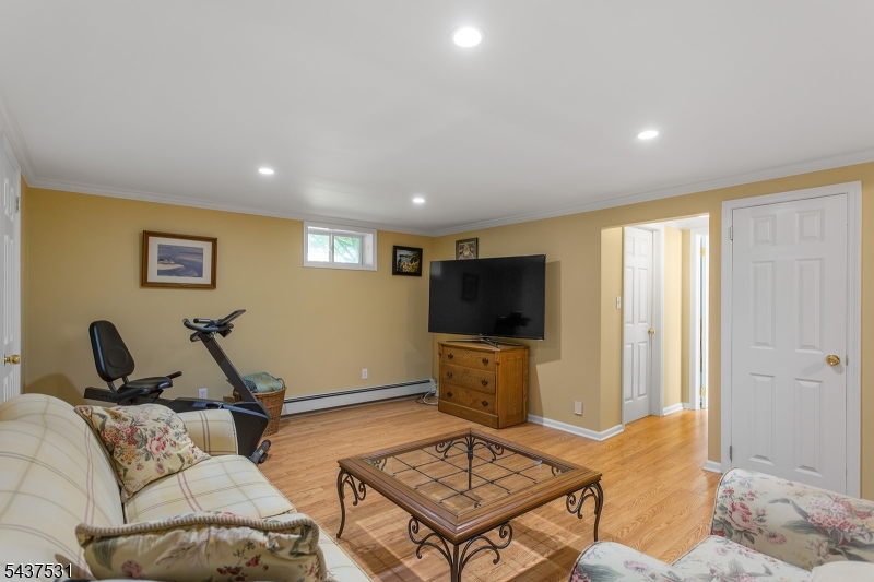 34 Cross Rd Property Photo 19