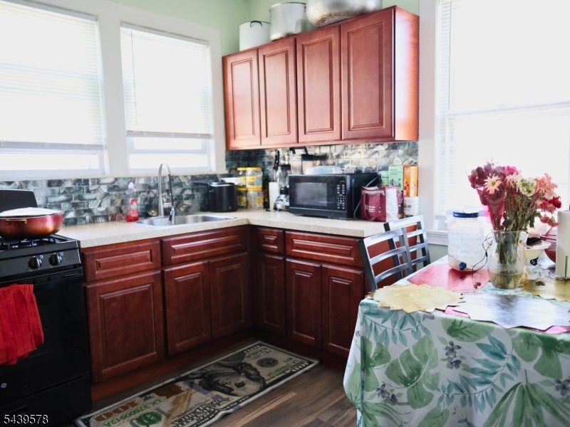 313 Ashton Ave Property Photo 15