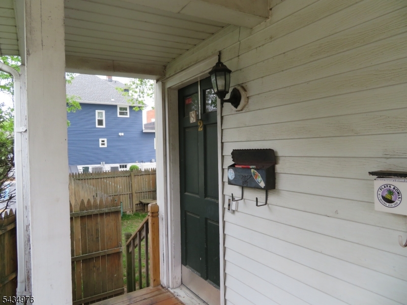 12 Bergen St Property Photo 19