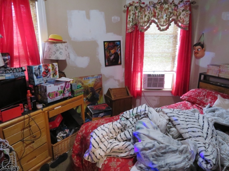 12 Bergen St Property Photo 21