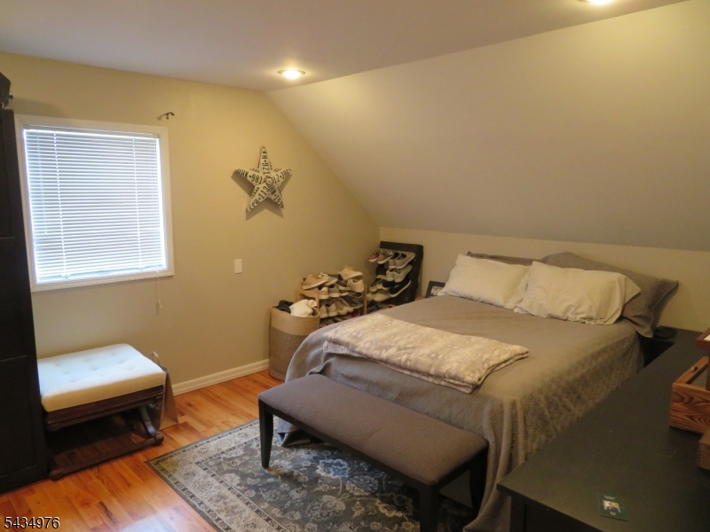 12 Bergen St Property Photo 46