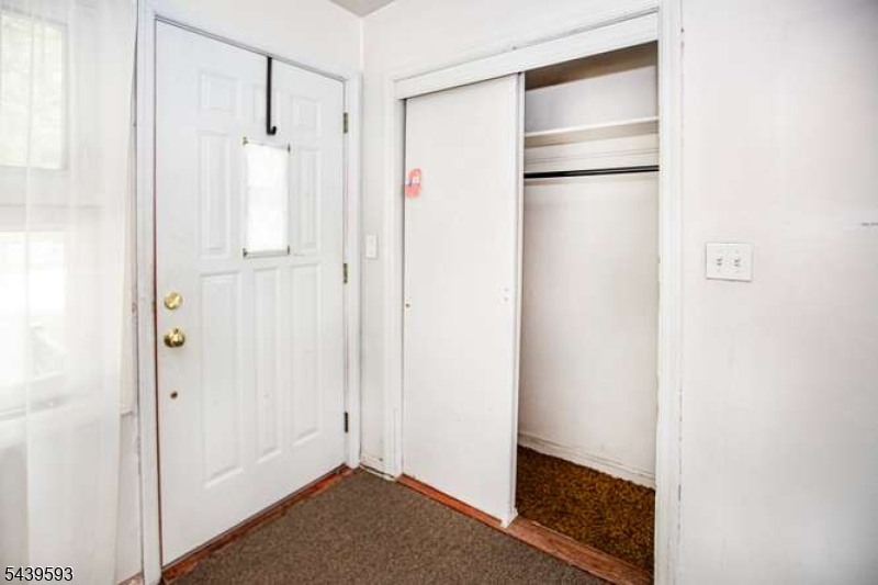 4 Beverly Rd Property Photo 8