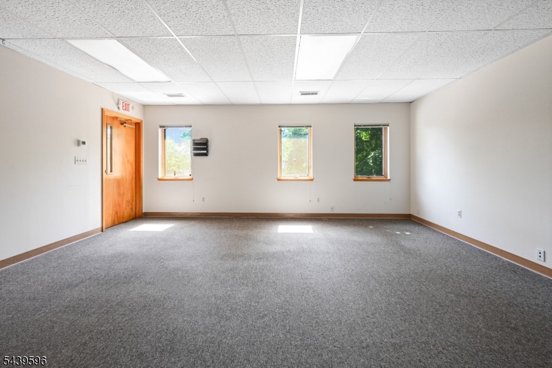 15 Rockland Ter Property Photo 24