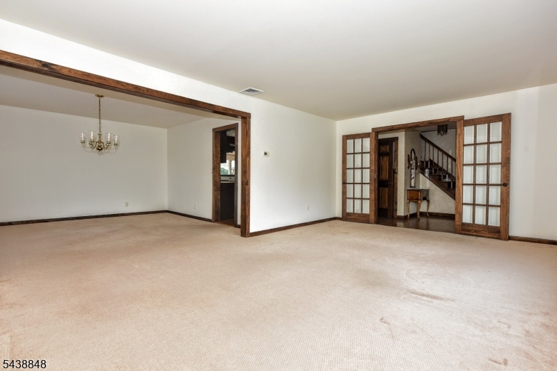 16 Weedon Dr Property Photo 6
